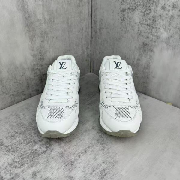 L X V SNEAKERS