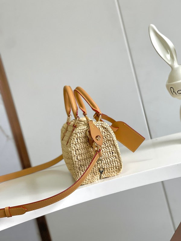 L X V Sedy 25 Bandouliere M14456 25x15x11cm
