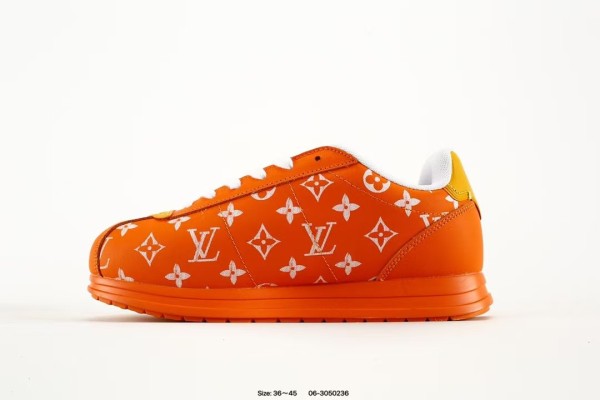L X V SNEAKERS