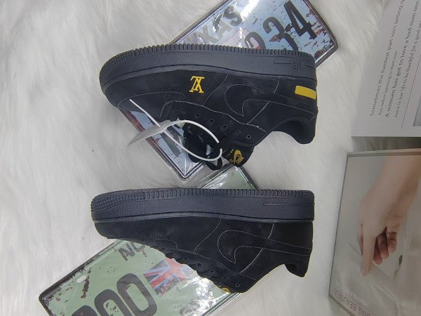 L X V X NK AIR FORCE 1 SNEAKER