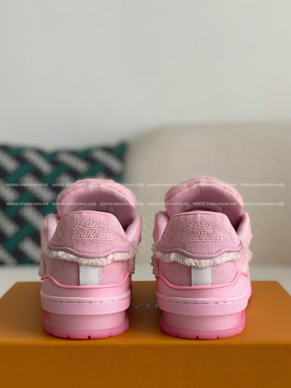 L X V TRAINER SNEAKERS