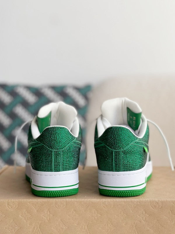 L X V X NK AIR FORCE 1 SNEAKER