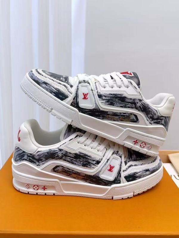 L X V Skate Sneaker