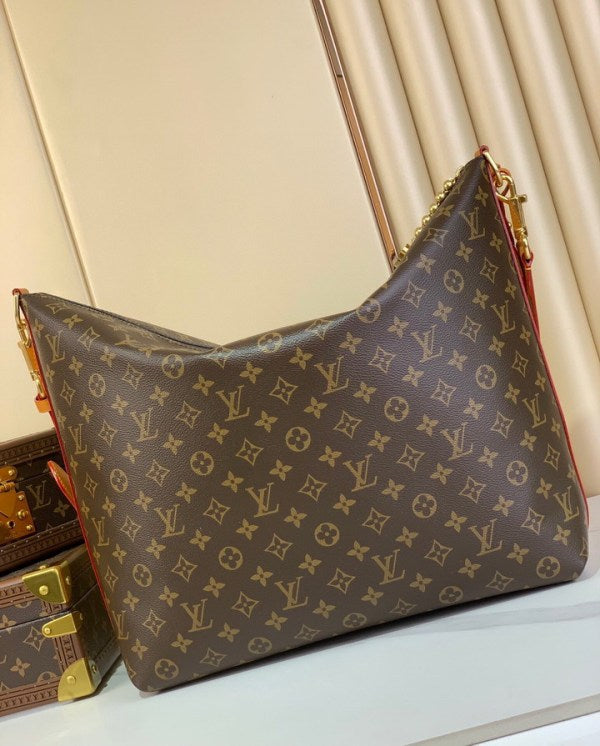 L X V Shoulder bag