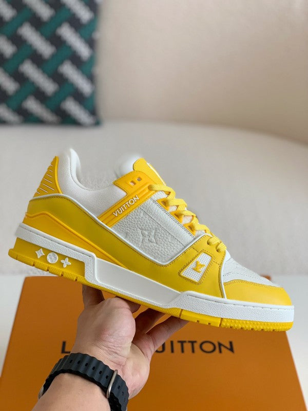 L X V TRAINER Sneakers