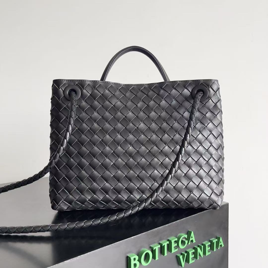 Bottega Medium Andiamo 32 Black Lambskin Silver Hardware