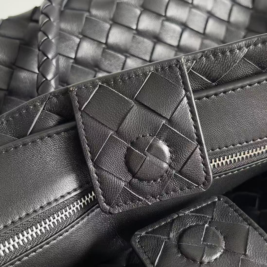 Bottega Medium Andiamo 32 Black Lambskin Silver Hardware