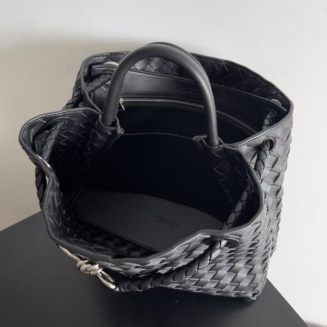 Bottega Medium Andiamo 32 Black Lambskin Silver Hardware
