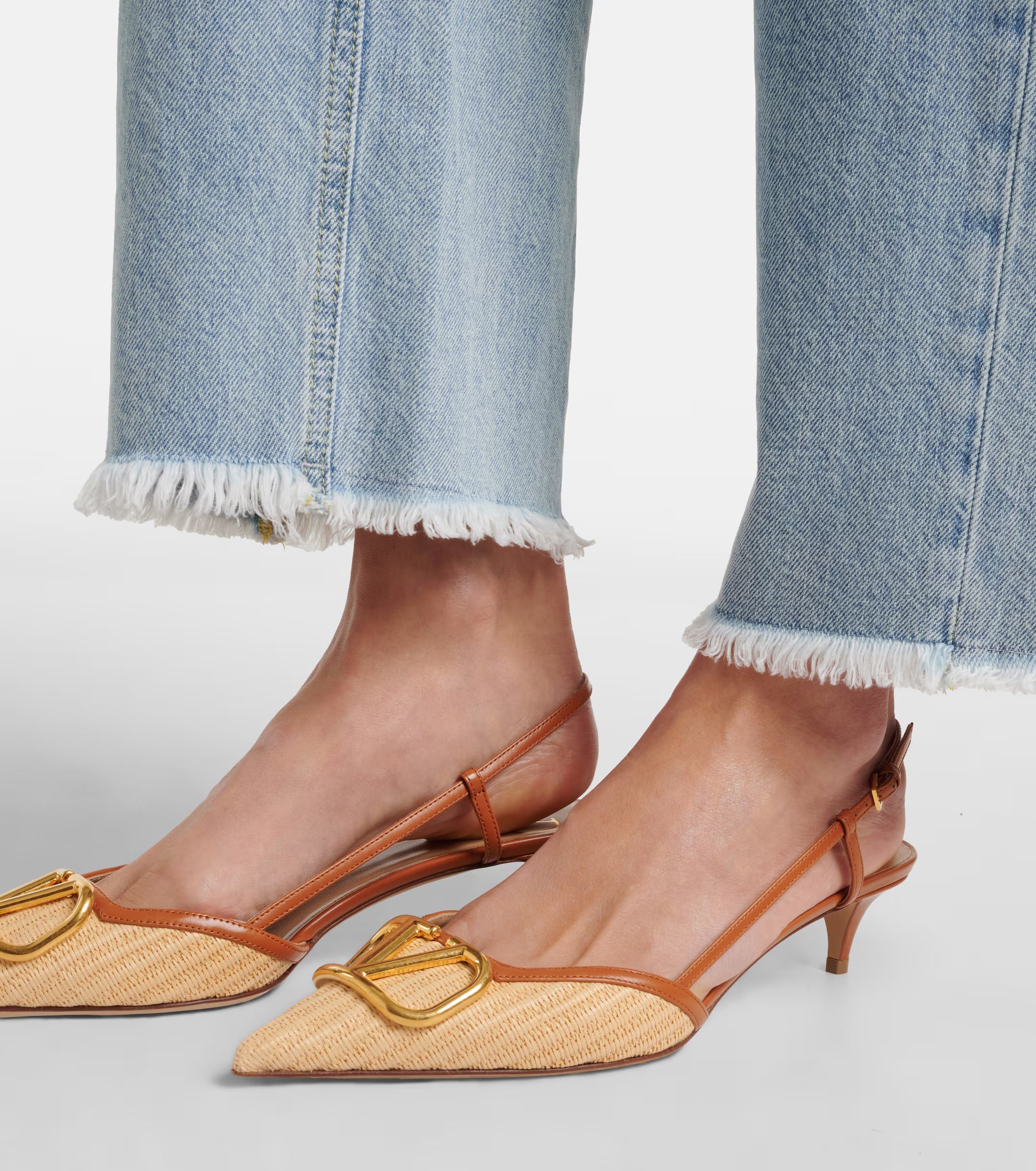 VT 26s Slingback VLogo Leather-Trimmed Raffia
