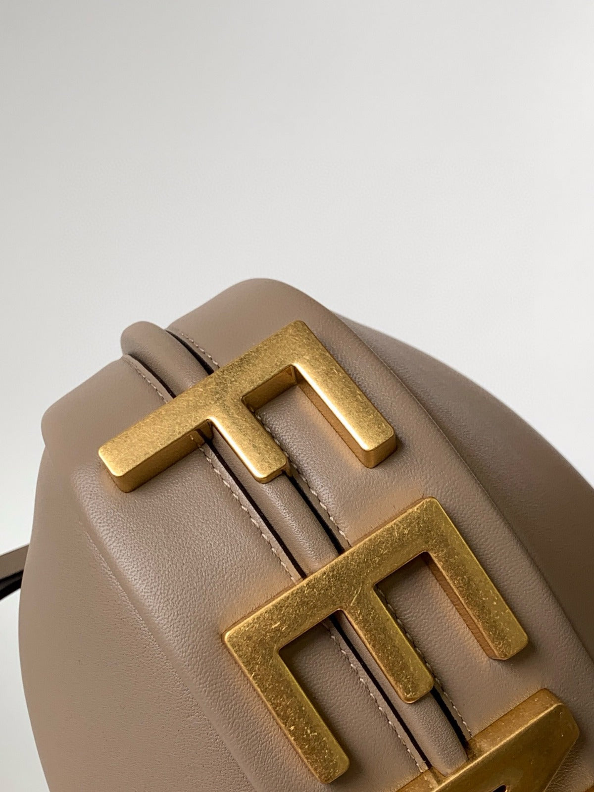 FENDIGRAPHY MINI 20 BAG GREY LEATHER GOLD HARDWARE