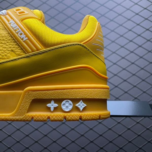 L X V TRAINER Sneakers