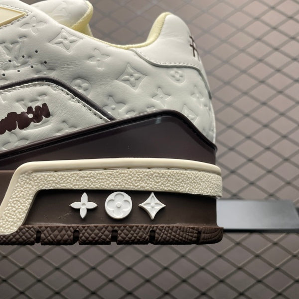 L X V SNEAKERS