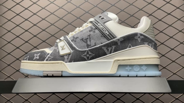 L X V TRAINER SNEAKERS