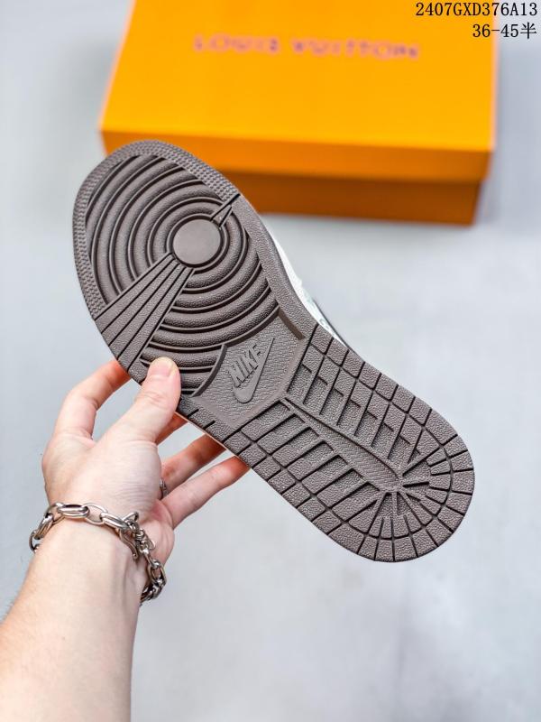 L X V X AIR  JRD 1 LOW Sneaker