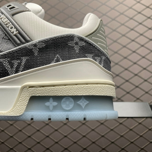 L X V TRAINER SNEAKERS