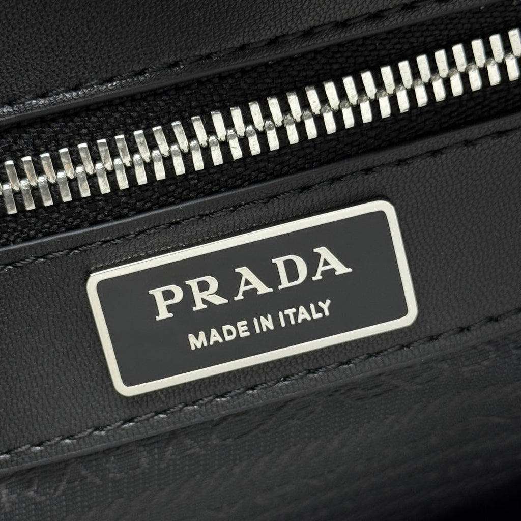 Prada 2026 Shoulder Bag 25cm Black Brown Grained Leather