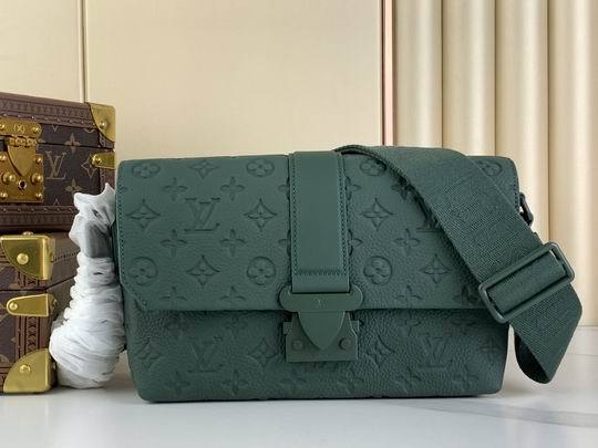 L X V  Messenger Bags Size?28x16x10cm