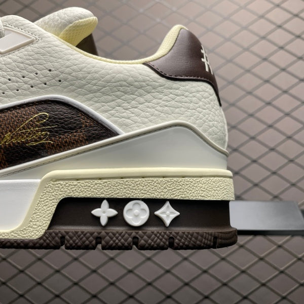 L X V SNEAKERS