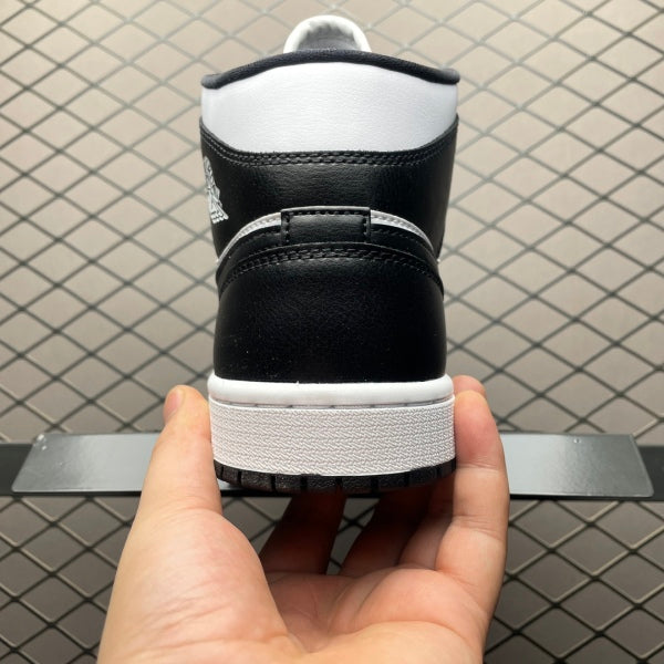 JRD 1 Mid Panda DV0991-101