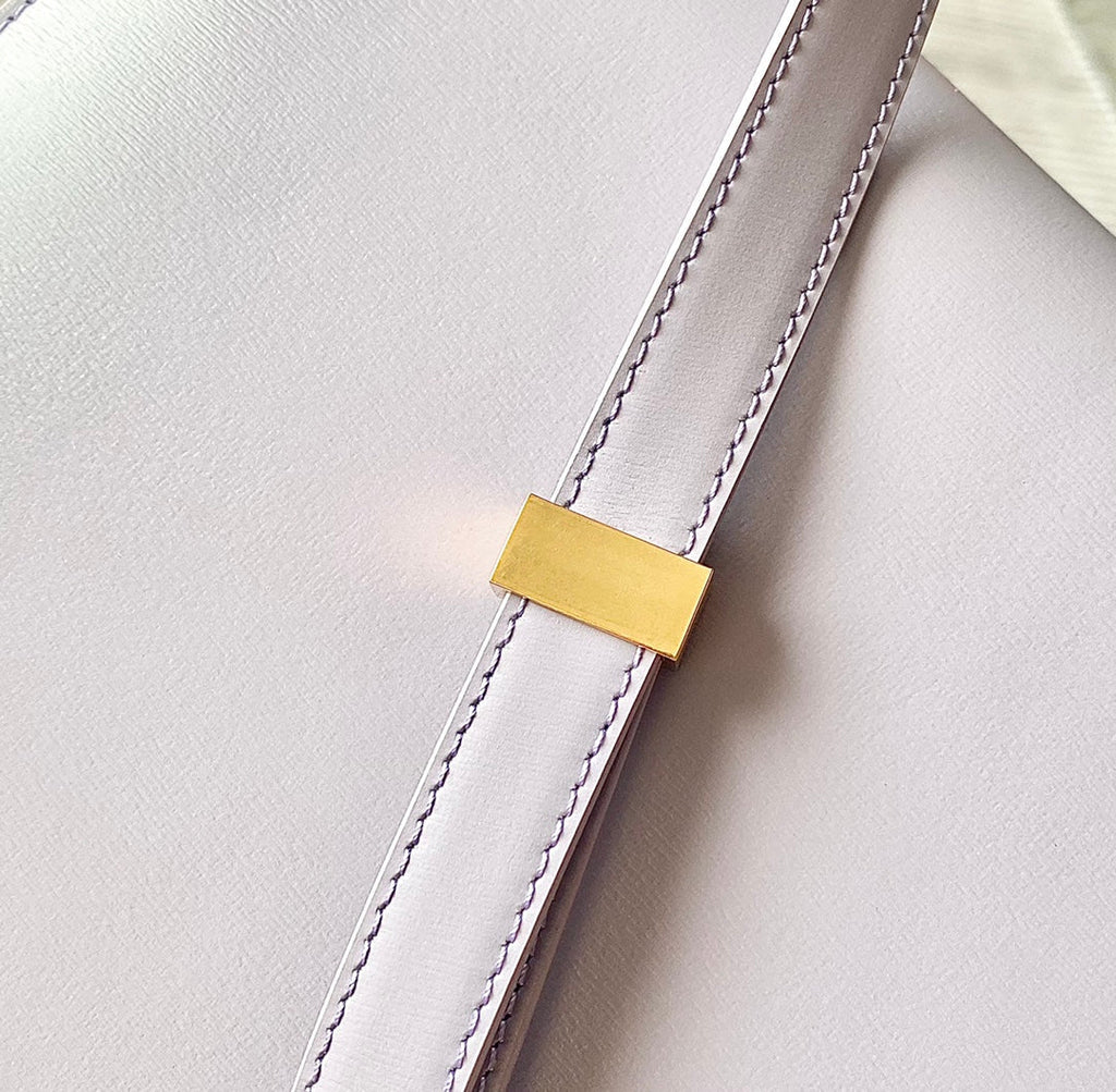 CELINE MEDIUM CLASSIQUE BAG 24CM LIGHT PURPLE CALFSKIN