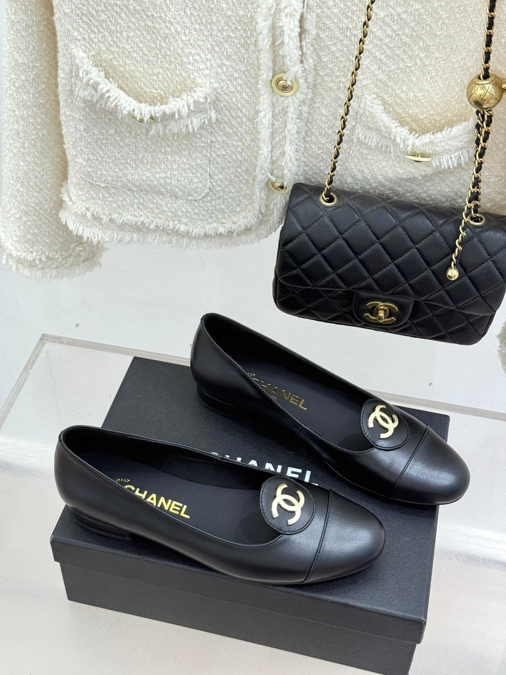 CC 2026 Loafers Sheepskin Gold Logo