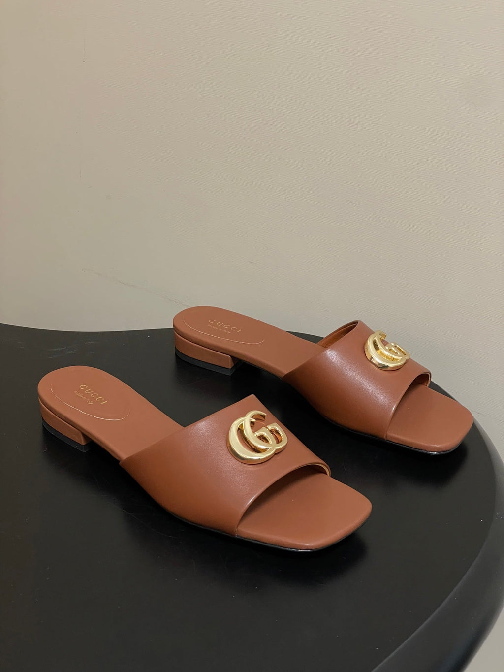 GG 26ss Flats Slippers Lambskin Gold Buckle