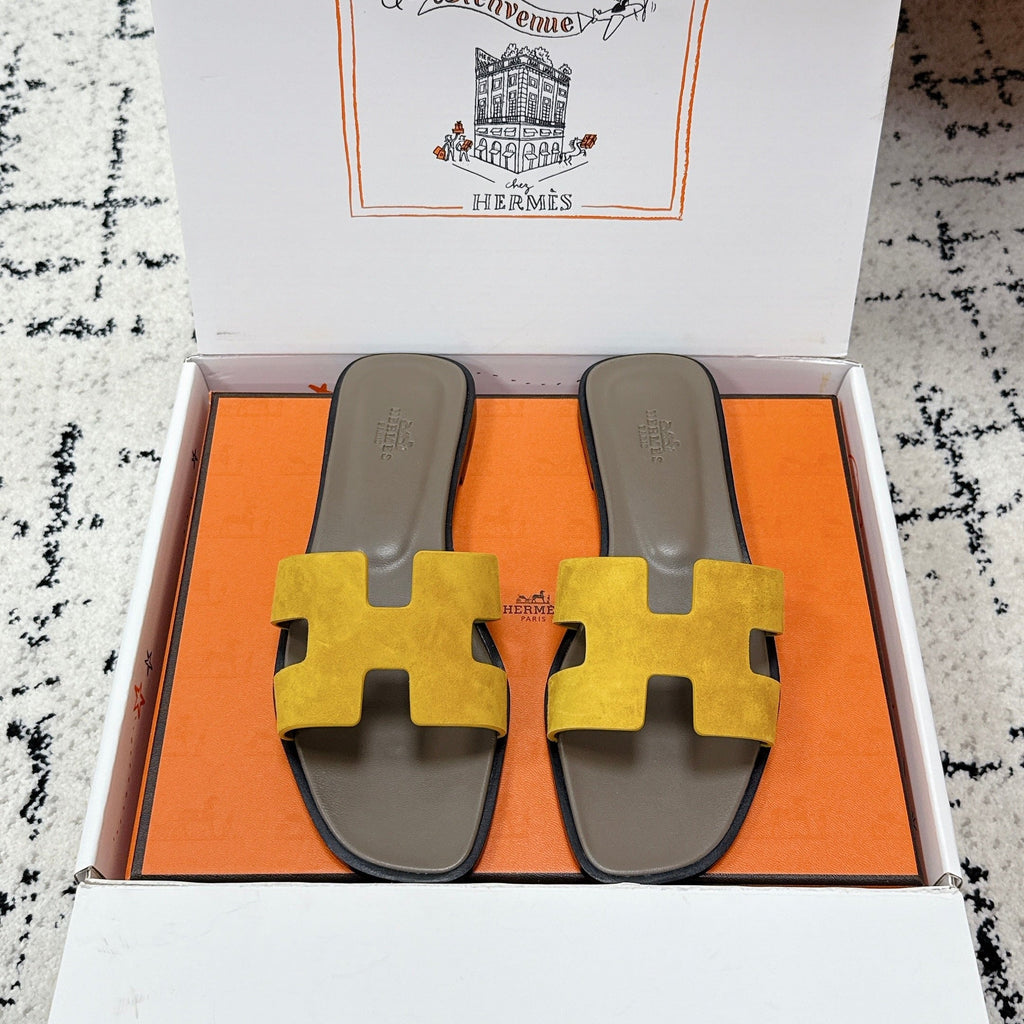 HM 26ss Oran Sandals Olive Green Yellow Suede Cowhide 617197