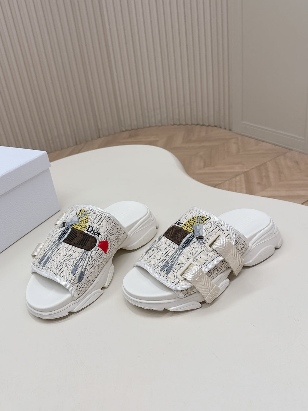 CD 26s  Platform Slippers 35 Cream White Canvas Lambskin 643810