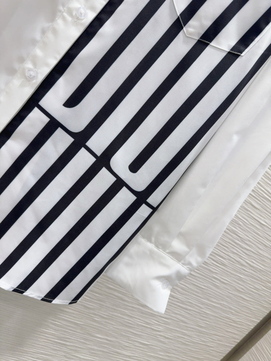 CD 25 Shirt Black White Polyester