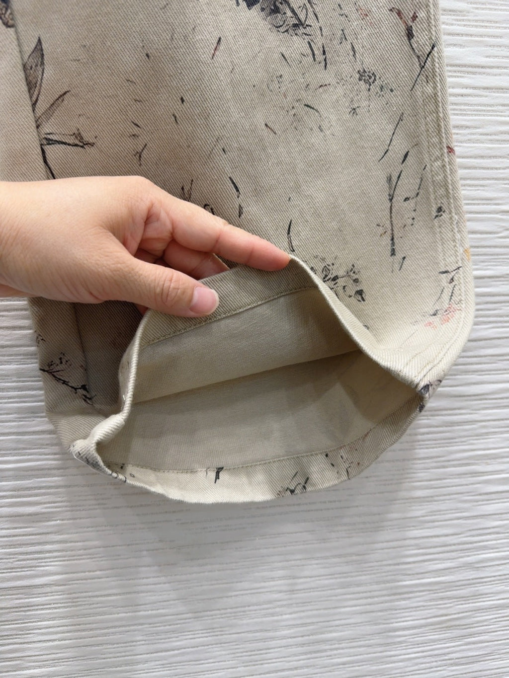 CD 25 Ink And Floral Pant Beige Cotton