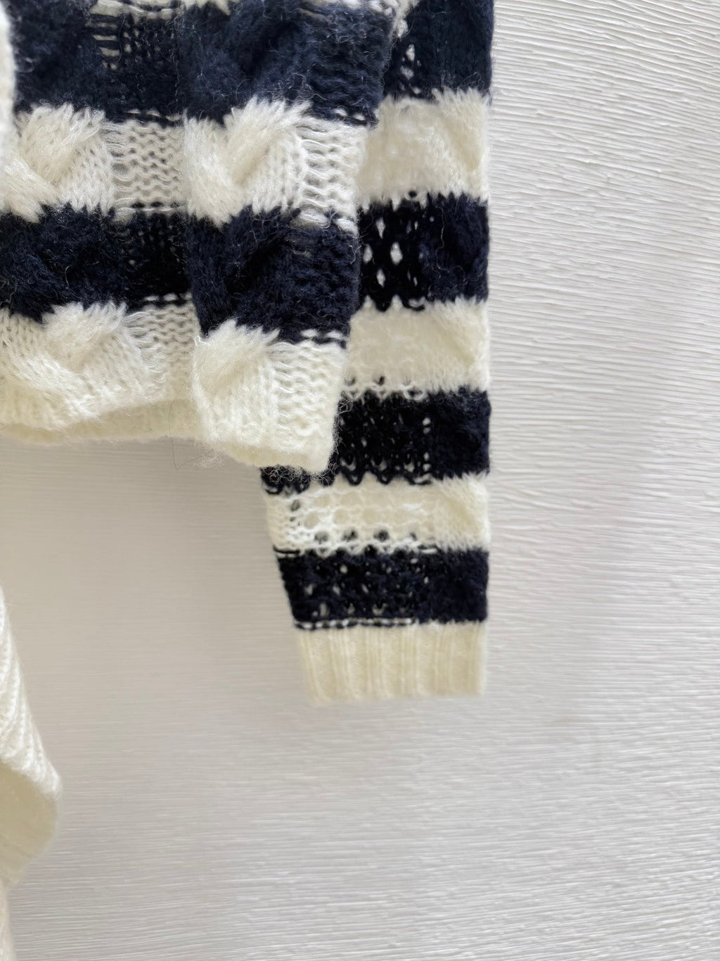 CD 25 Striped Long sleeve Sweater 286356