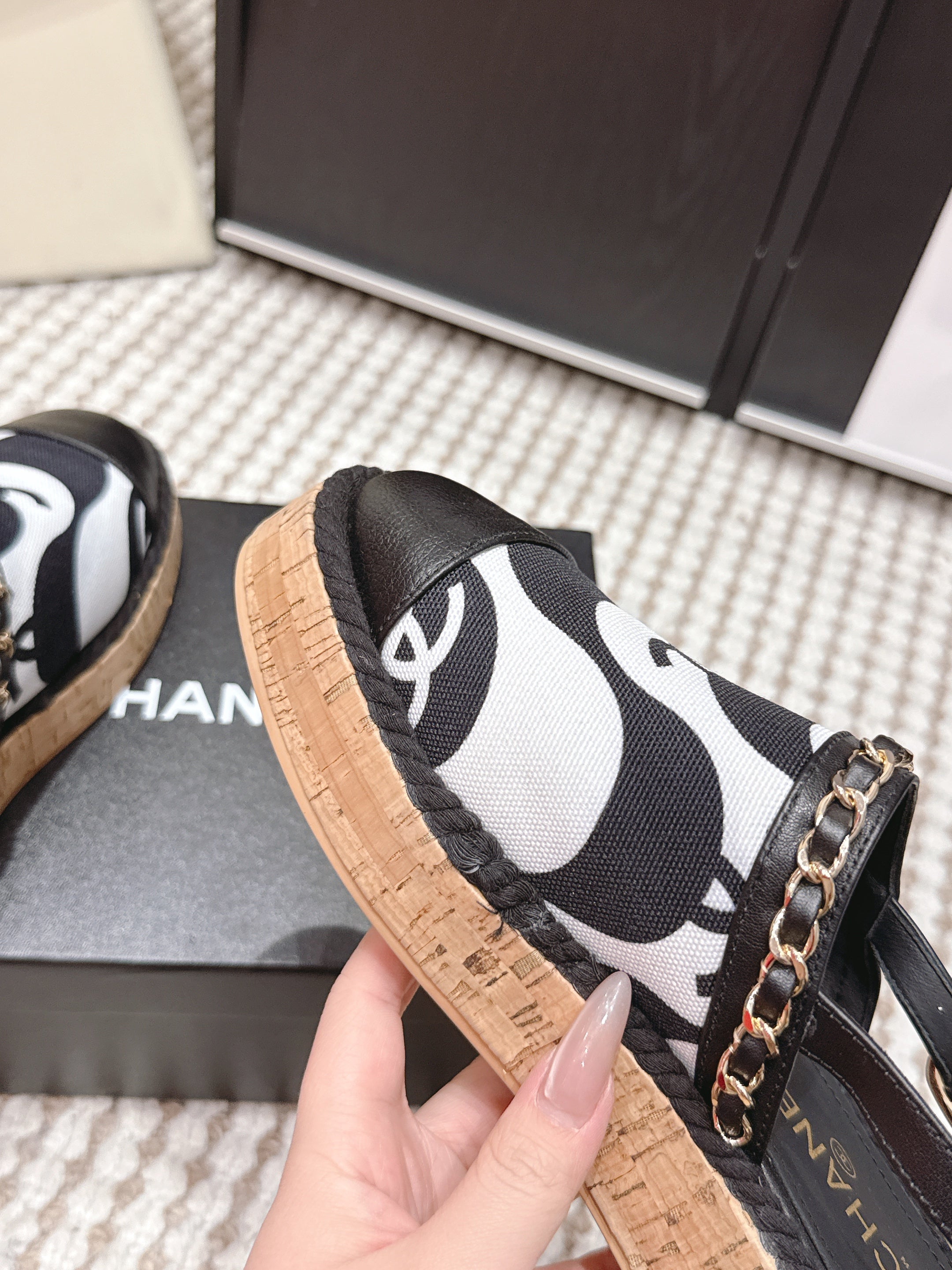 CC 26s Rope-Soled Sandals Black White Canvas Leather 652562