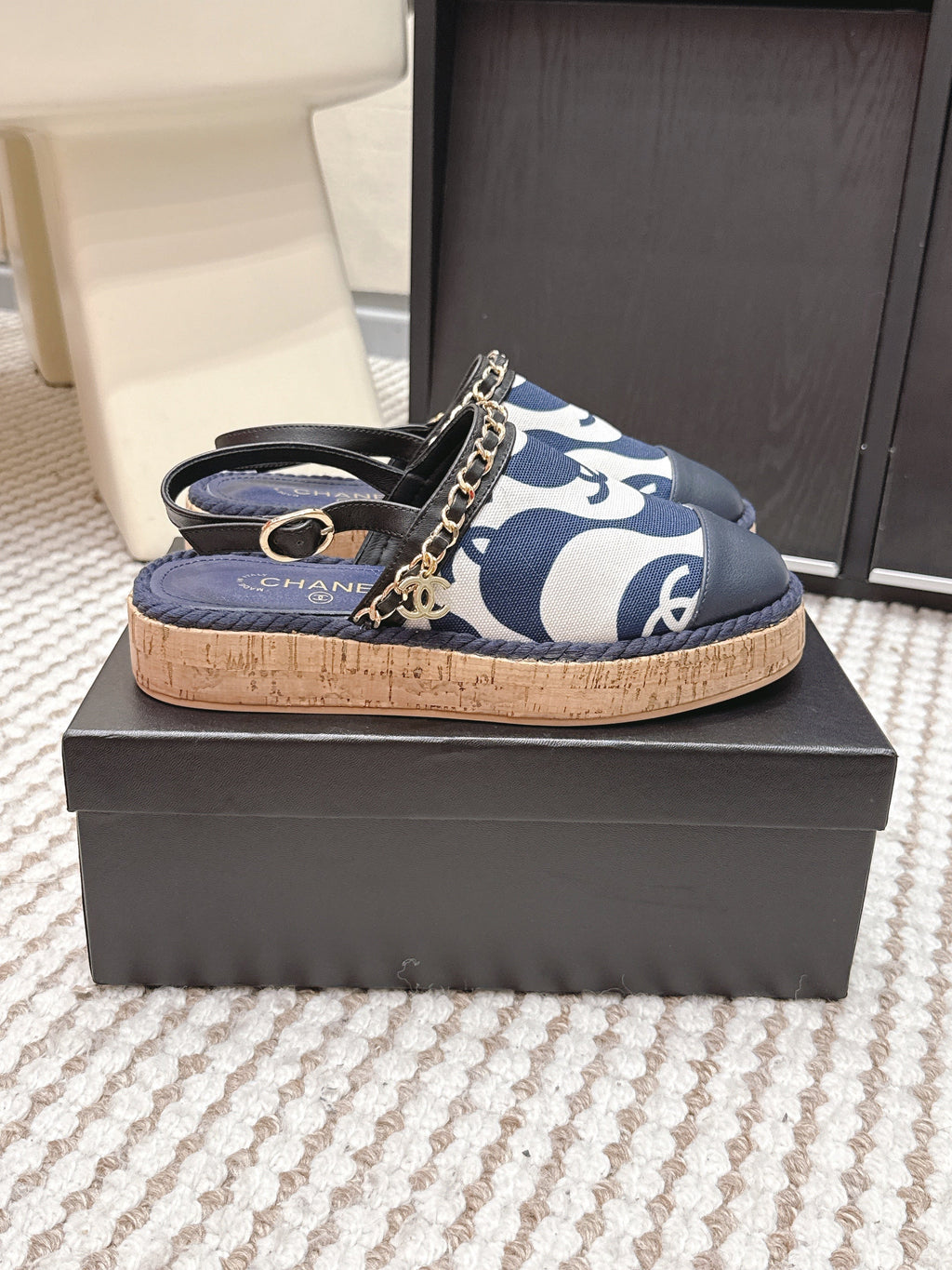 CC 26s Rope-Soled Sandals Navy Blue White Canvas Leather 652563