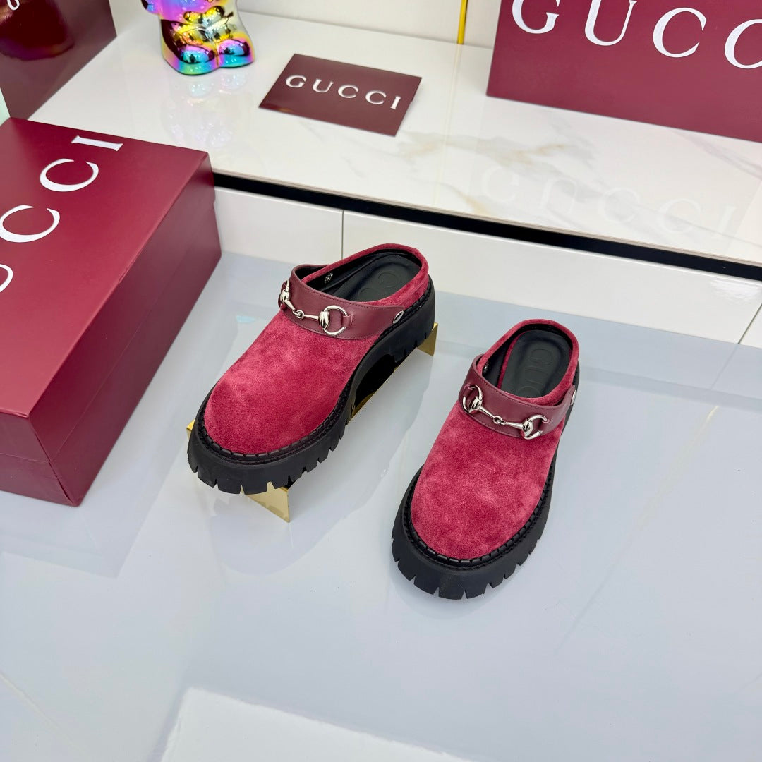 GG PLATFORM MULES 25S IN RED SUEDE