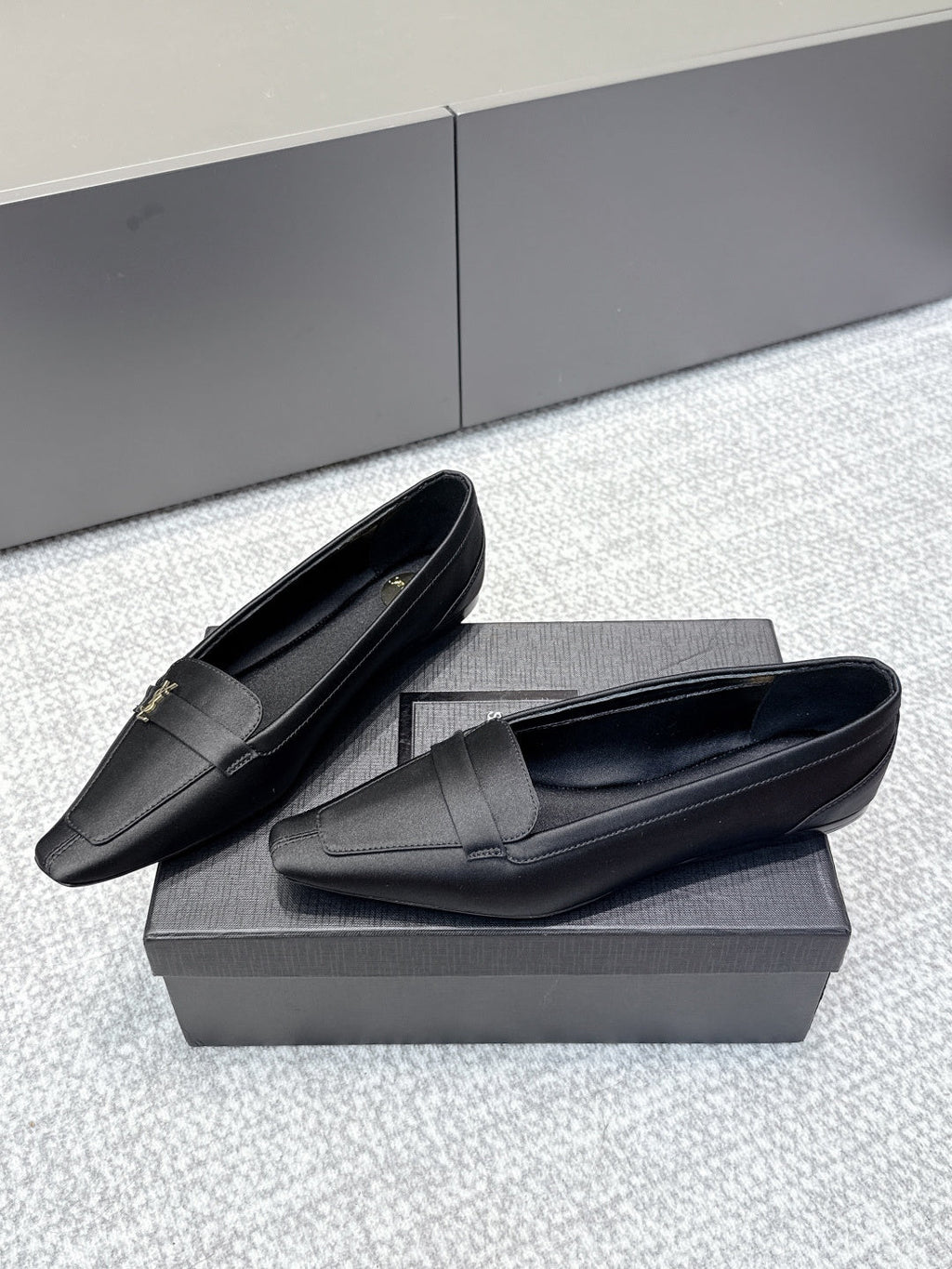 YSL 26ss Square Toe Loafers Taupe Satin Leather