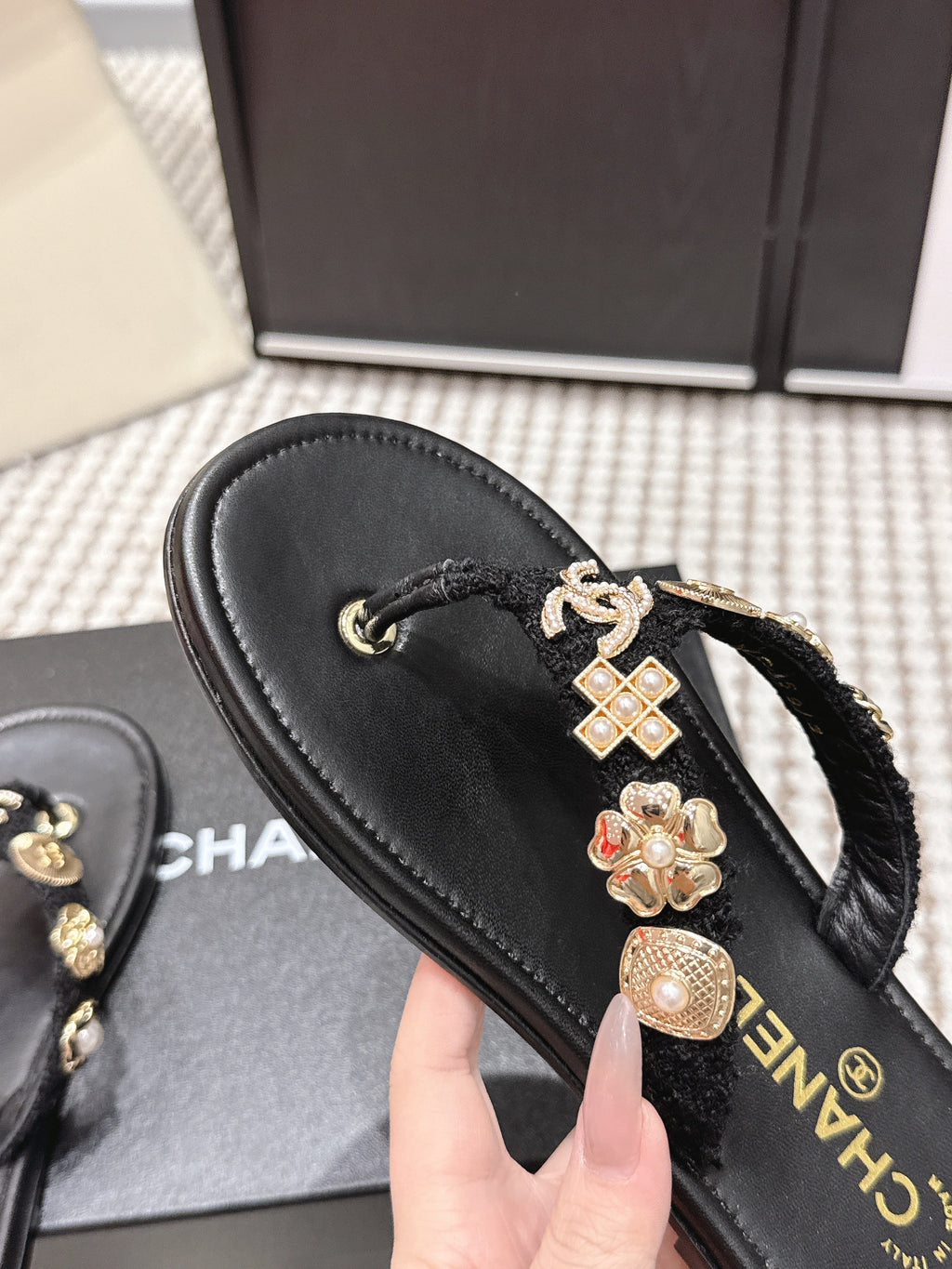 CC 26s Thong Sandals Black Sheepskin Gold Charm 632369