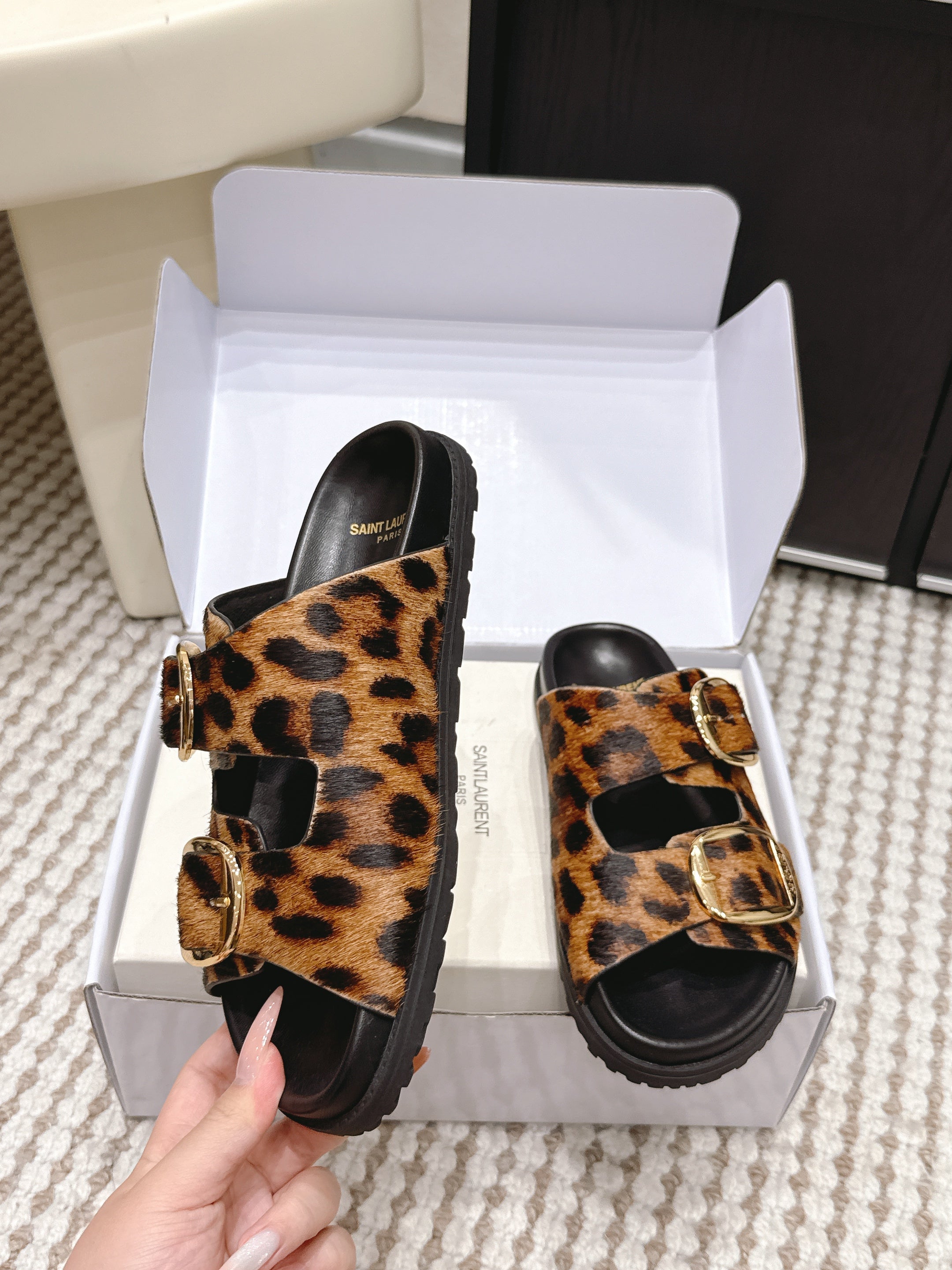 YSL 26ss Platform Slippers Black Leopard Print Leather Gold Buckle  663211