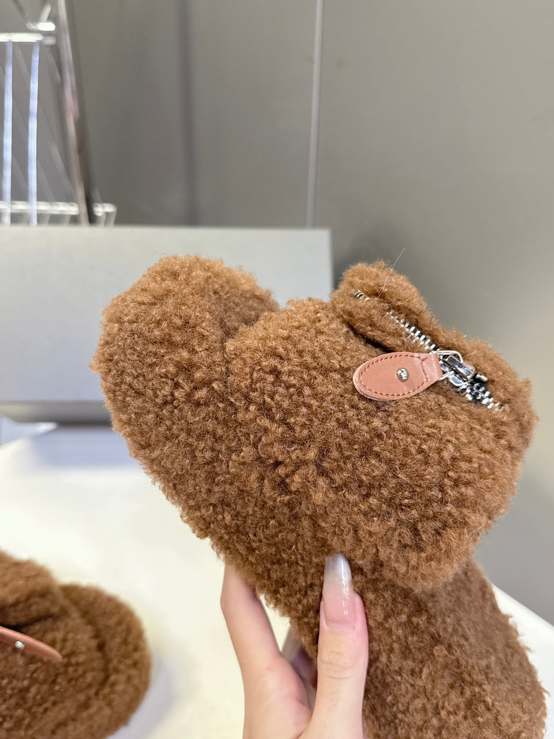 BALENCIAGA 25S SLIPPERS IN BROWN  FAUX SHEARLING