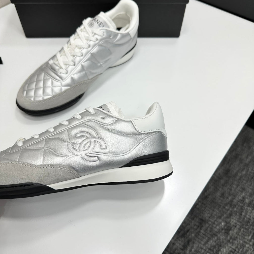 CC 26s Casual Sneakers Sliver Metallic Suede Cowhide 626460