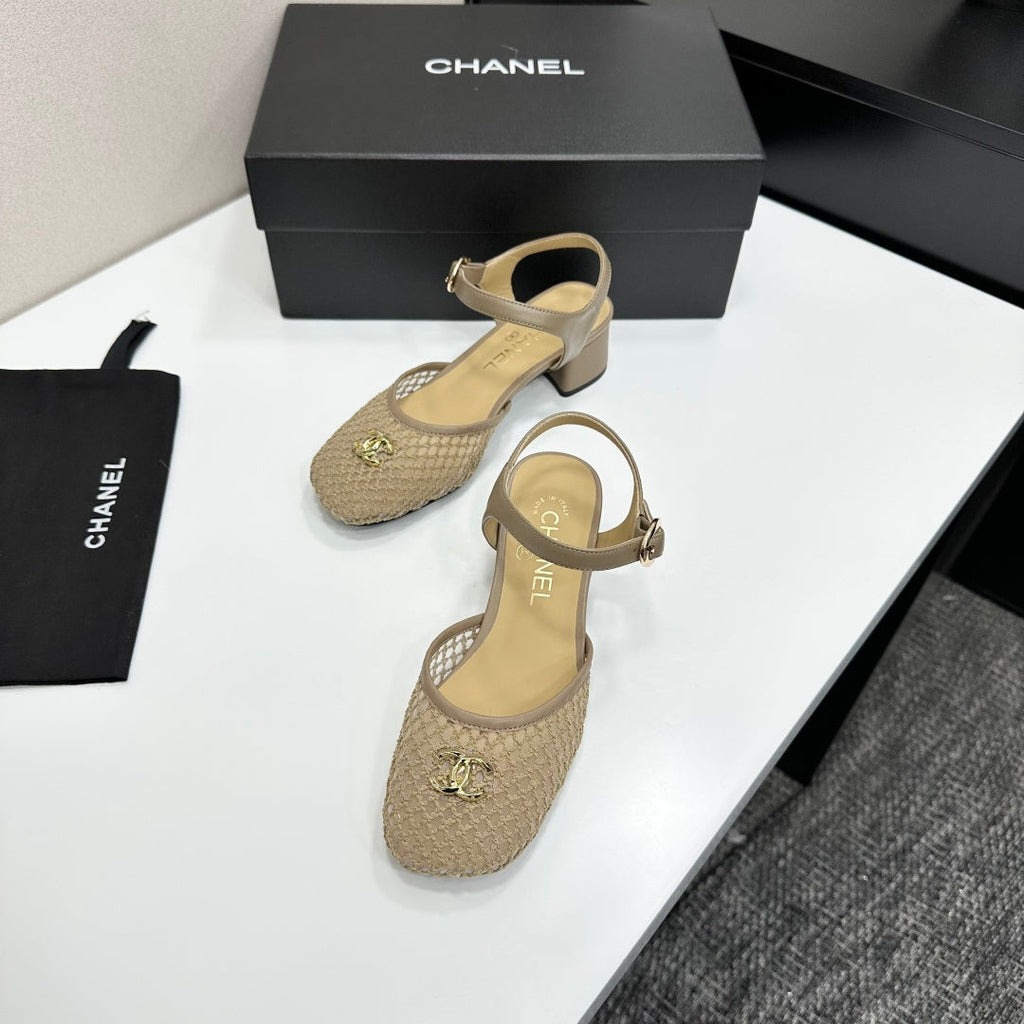 CC 2026 Mary Jane Sandals 45 Beige Satin Cowhide 668117