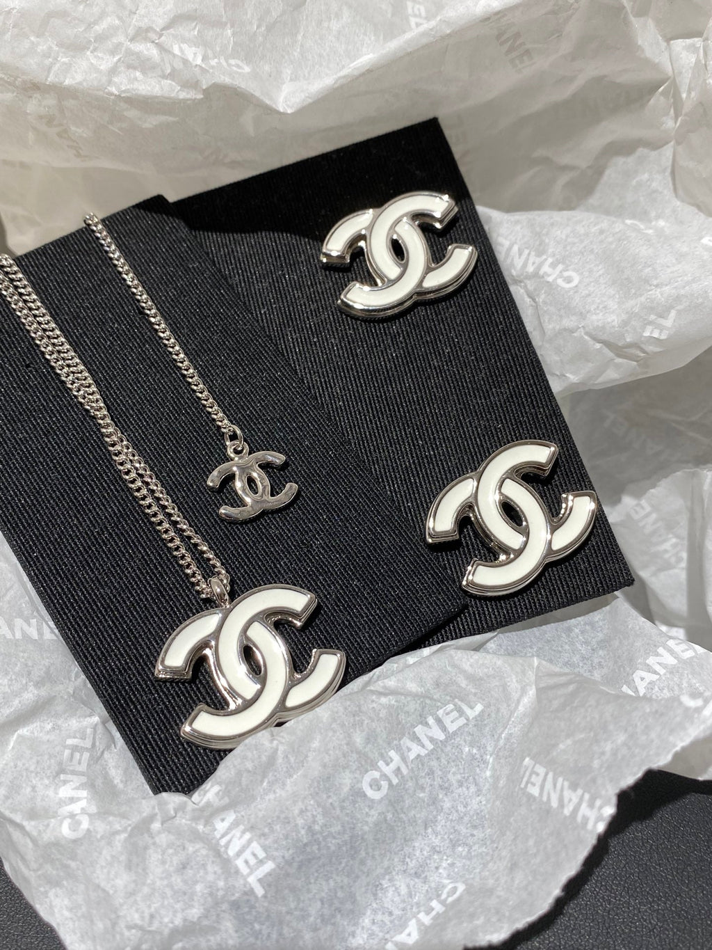 Chanel White Enamel CC Stud Earrings With Silver-tone Trim