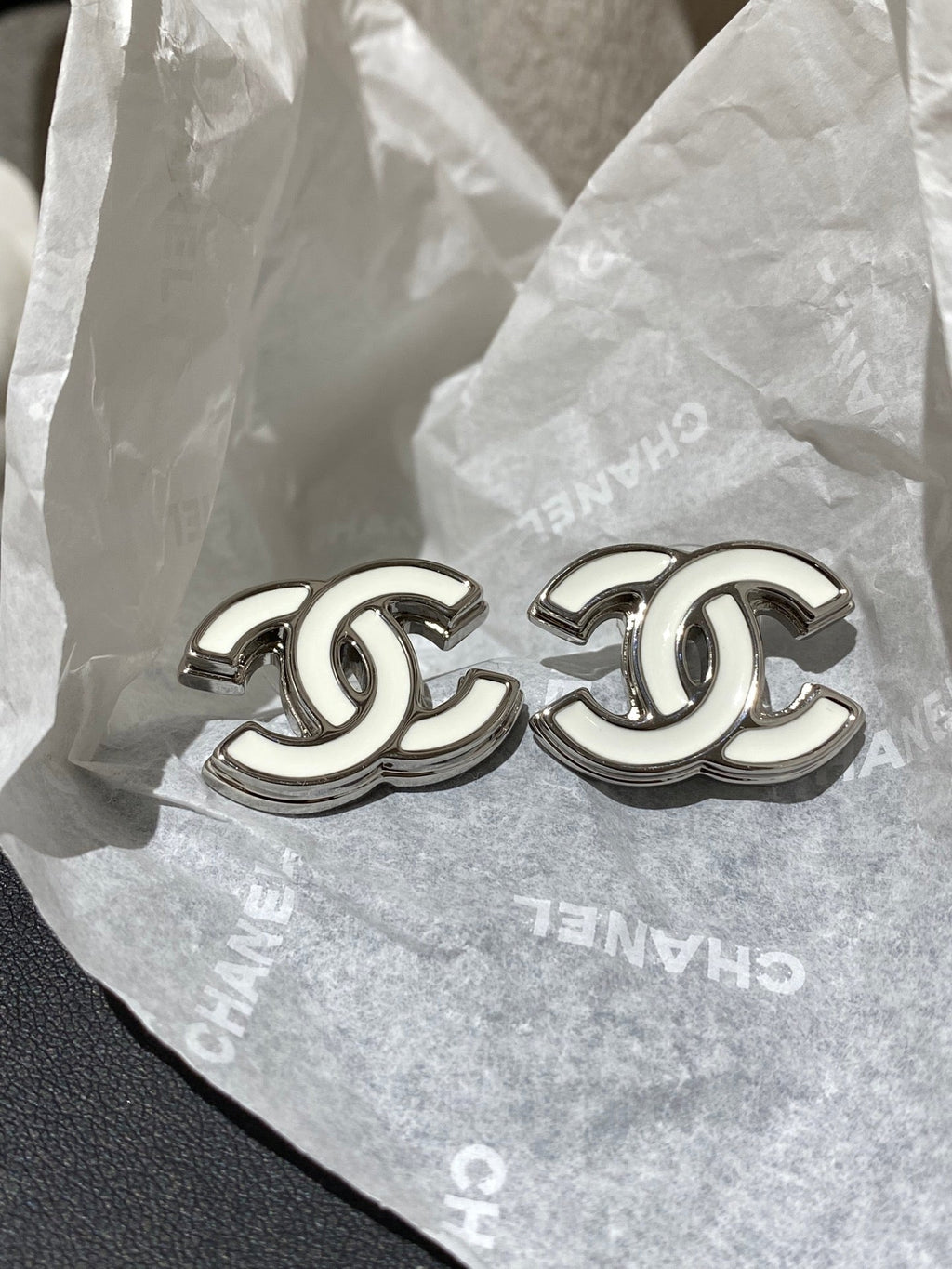 Chanel White Enamel CC Stud Earrings With Silver-tone Trim