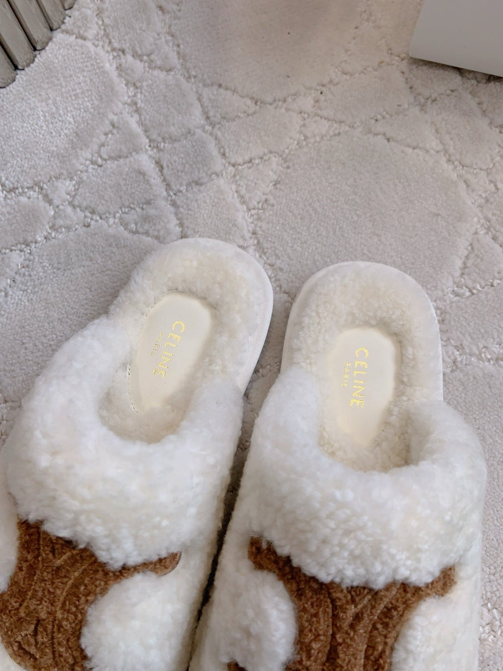 CELINE 26S MULES WITH LOGO IN WHITE AND BROWN WOOL