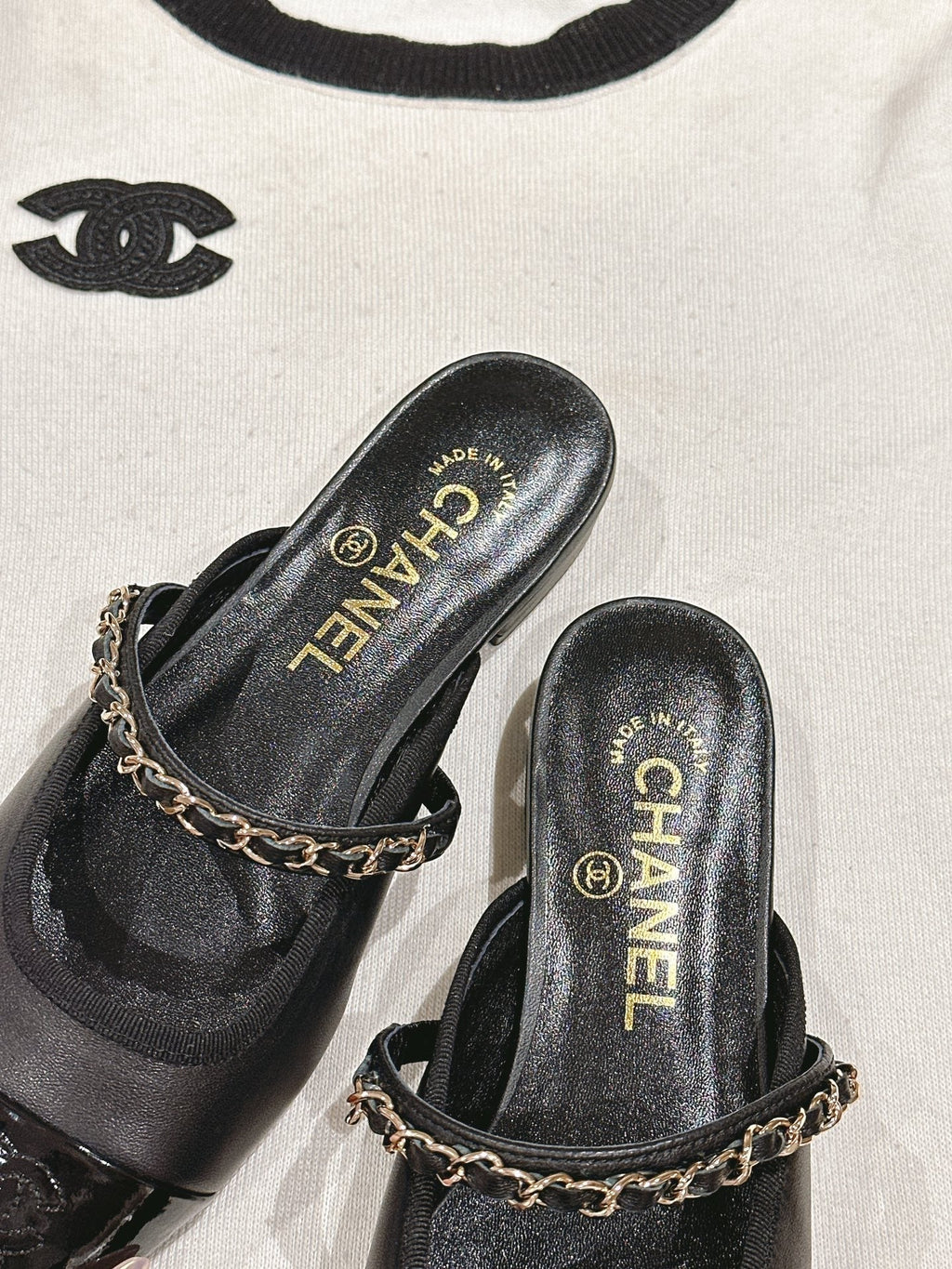 cc mule leather chain black calfskin patent calfskin