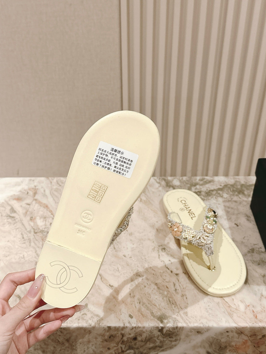 CC 25 Thong Sandal sheepskin 267855