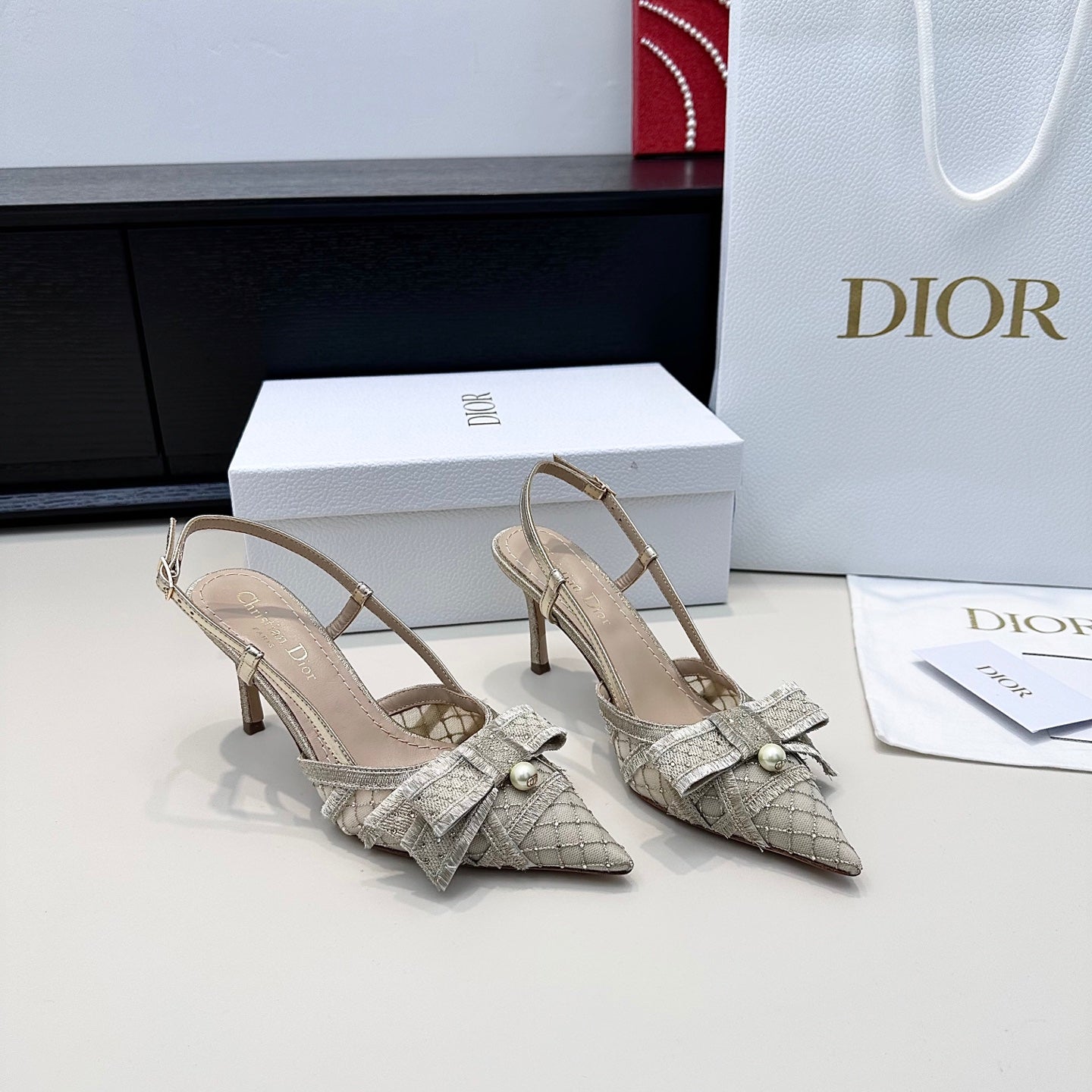 DIOR 26S POINTED TOE HEELED SANDALS 85MM IN BEIGE FABRIC WITH PEARL BOW