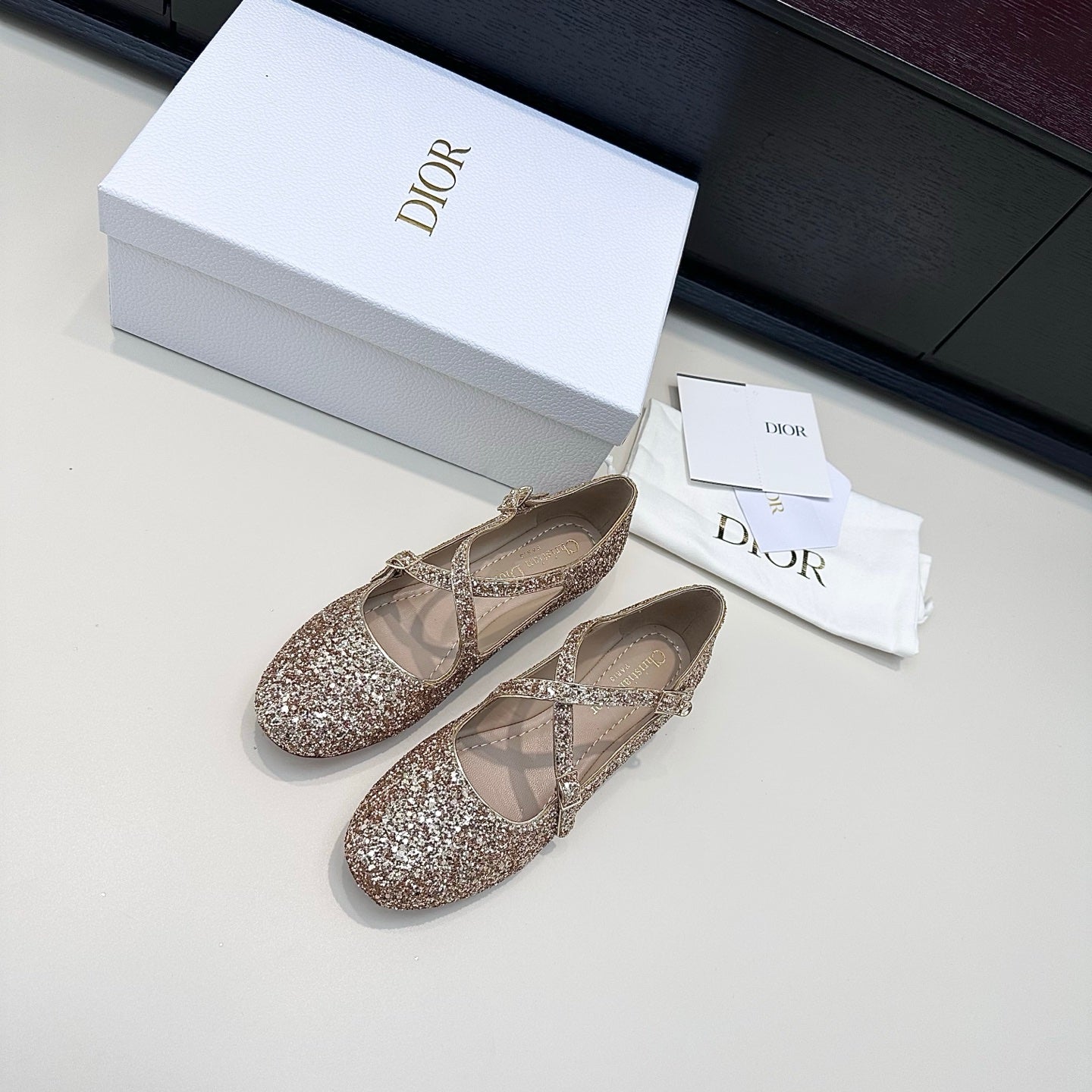 DIOR 26S BALLET FLAT IN GOLD LAMINATED LAMBSKIN AND GLITTER