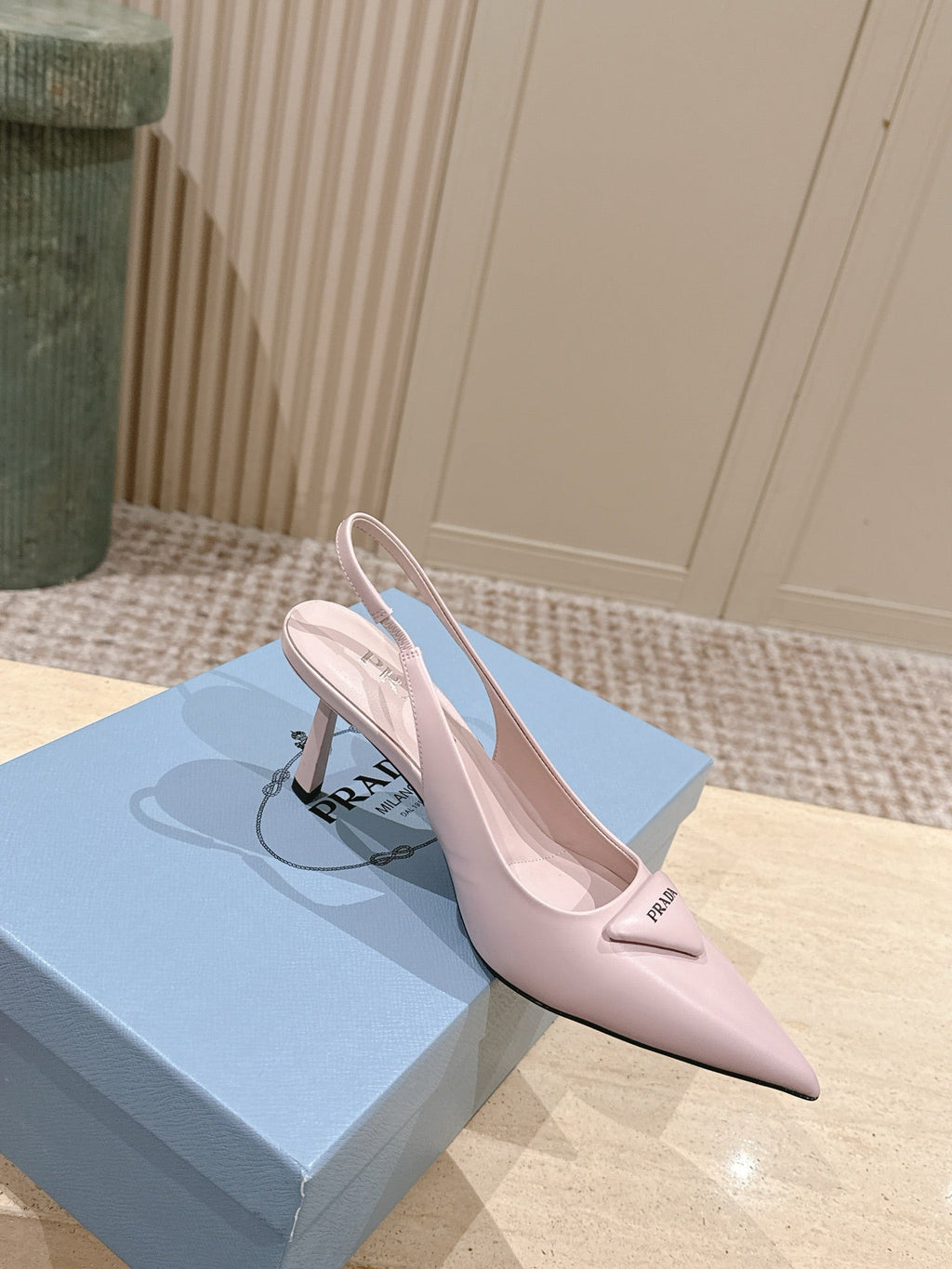 PRADA 26S POINTED-TOE SLINGBACK HEELS 75MM IN LIGHT PINK SHINY CALFSKIN