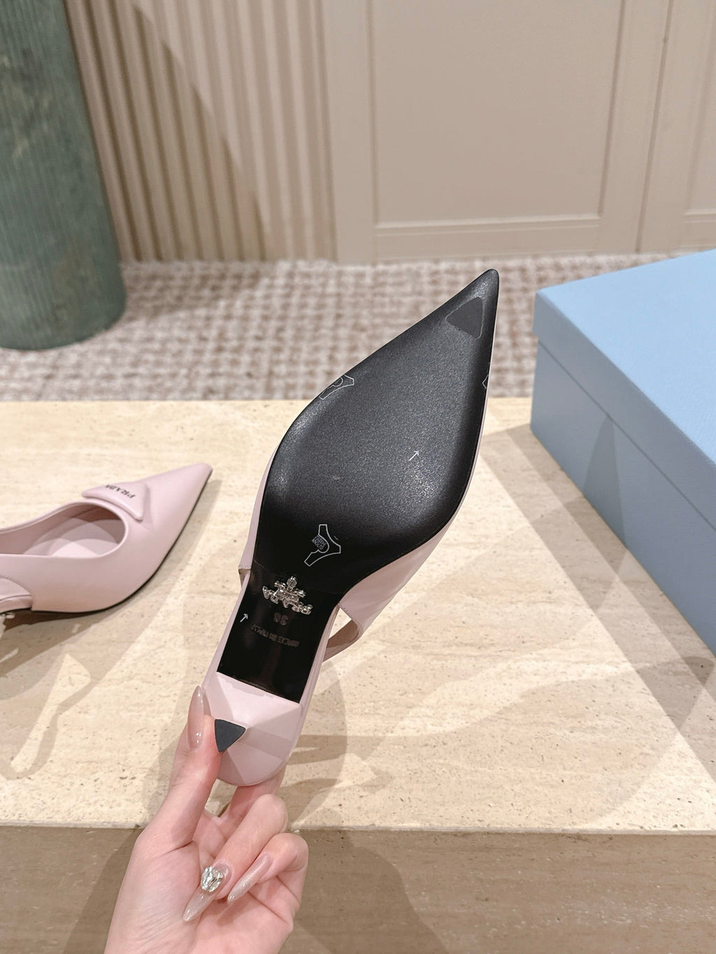 PRADA 26S POINTED-TOE SLINGBACK HEELS 75MM IN LIGHT PINK SHINY CALFSKIN
