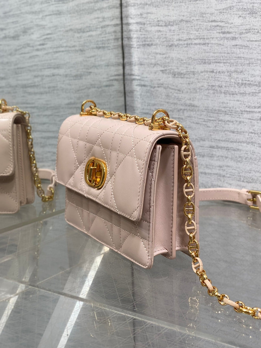 CD Miss Caro 17 Bag Pink Calfskin 226492